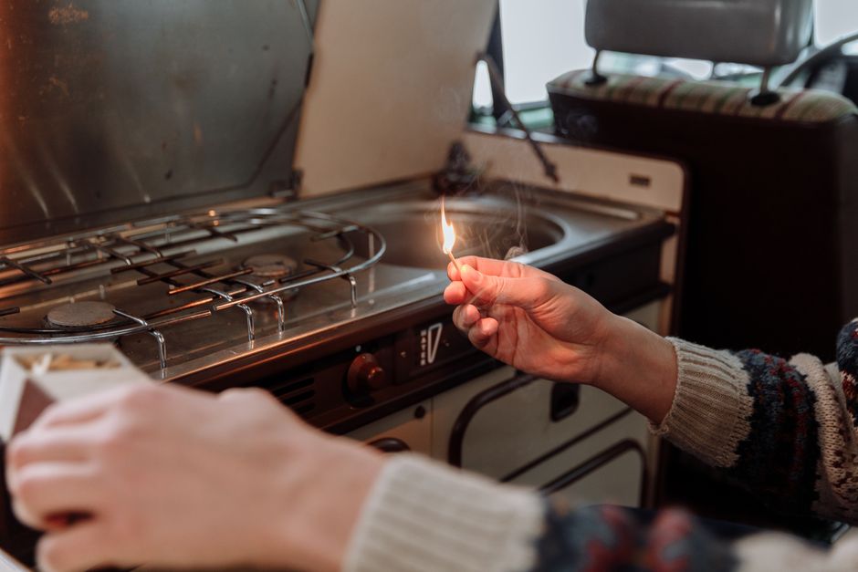Camper keuken inrichten: de beste kookopstelling voor onderweg