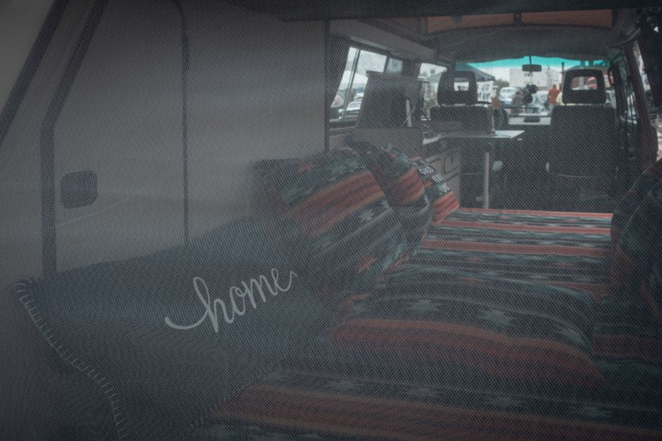 Vast bed of hefbed in een camper: wat past bij jou?