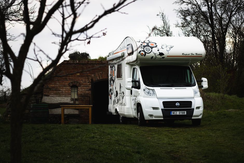 Vrij staan met de camper: de regels per Europees land