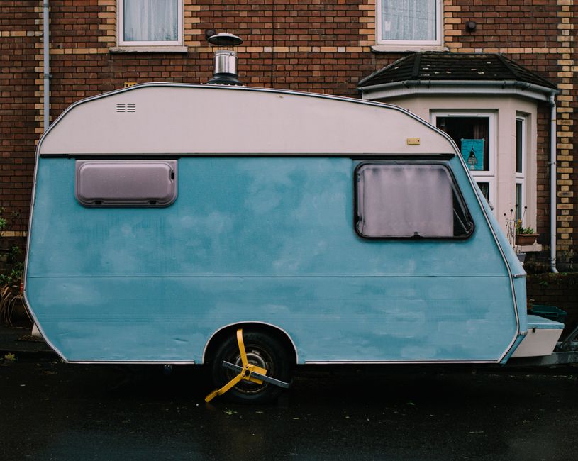 Caravan beschermen tegen inbraak op vakantie: gedrag, standplaats en verzekering