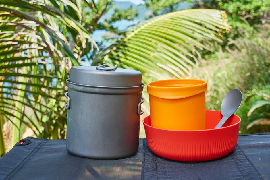 Kampeerservies kopen: melamine, RVS of titanium?