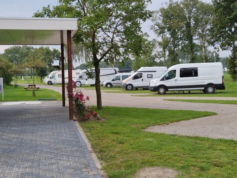 Camperplaats De Geneugten