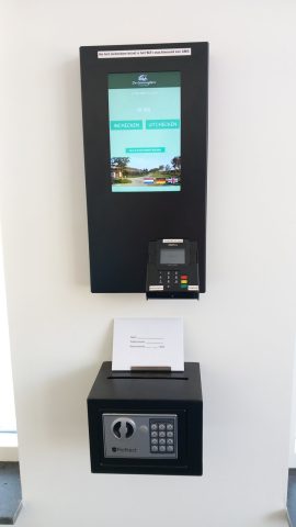 Camperplaats De Geneugten — In- en uitcheck systeem