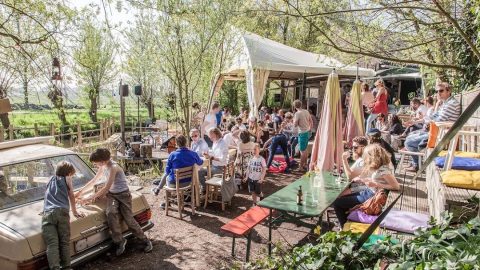 Plek bij Camping Amsterdam Gardens