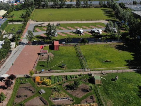 Plek bij De Veense Bukker