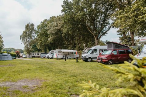 Plek bij Camping Liesbos — Camperplaatsen