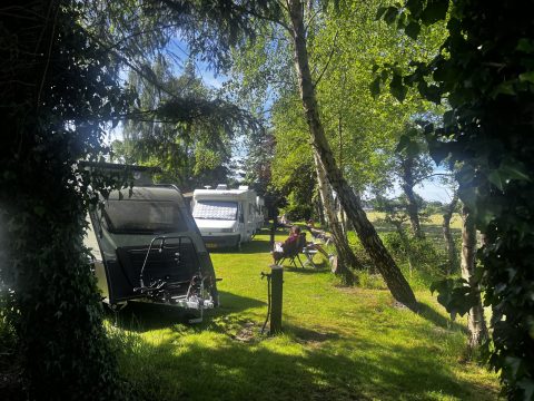 Plek bij Camping Op1